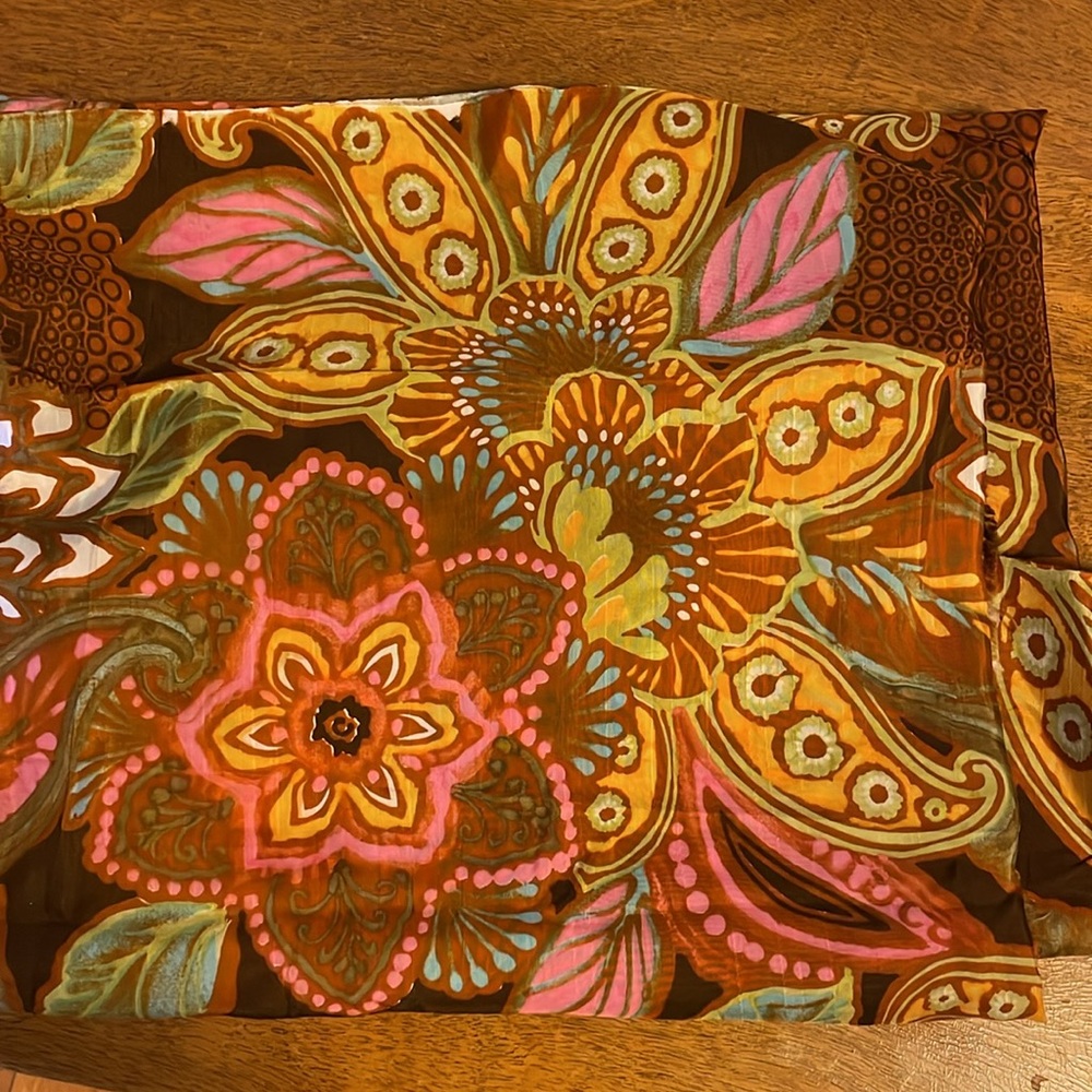 Vintage Thompson of California retro seventies floral print, 44" wide, 2 yards